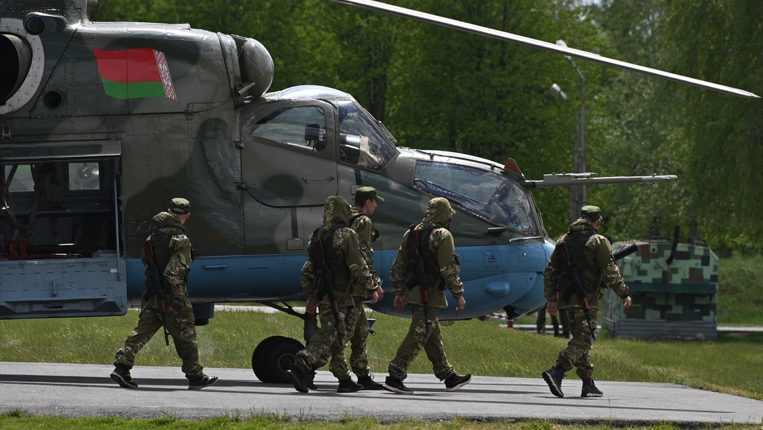 Erste Staffeln russischer Truppen treffen in Weißrussland ein