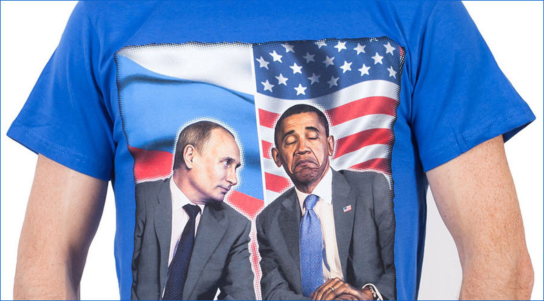 French MP visiting Crimea buys T-shirt that says 'Obama, you're a schmuck'