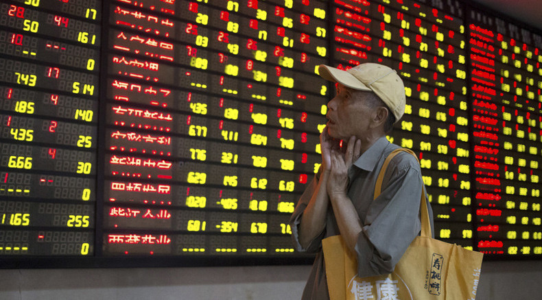 China stocks suffer biggest one-day loss in 8yrs, Shanghai Composite drops 8.5%