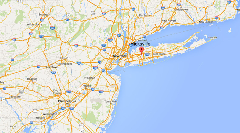 1 killed, 1 injured in Long Island as light aircraft crashes onto railroad track