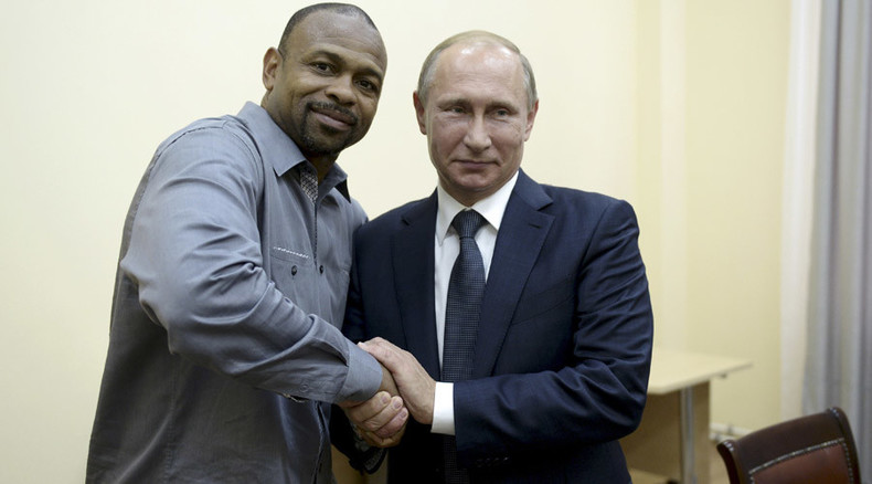US boxer Roy Jones Jr. asks for Russian passport over cup of tea with Putin in Crimea