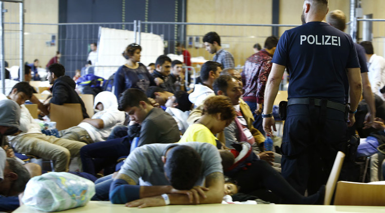 Torn Koran prompts clashes between refugees & police in German town