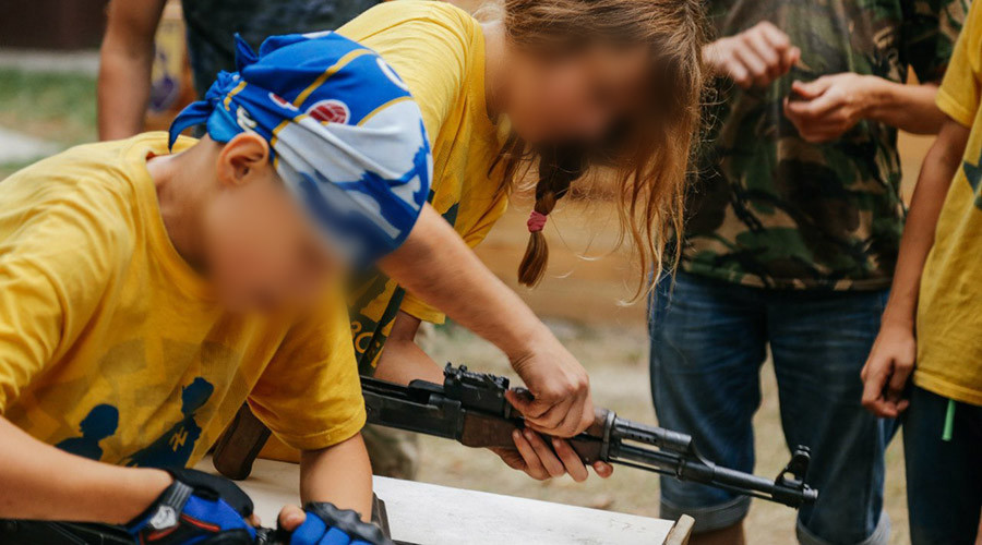 Neo-Nazi summer camp: Ukrainian kids taught to shoot AKs by Azov battalion members (PHOTOS) — RT World News