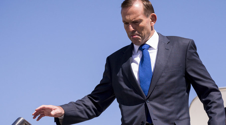 Shirtfront! Trolls urge Aussie PM Tony Abbott to go ‘straight outta office’ as ex-leader challenges