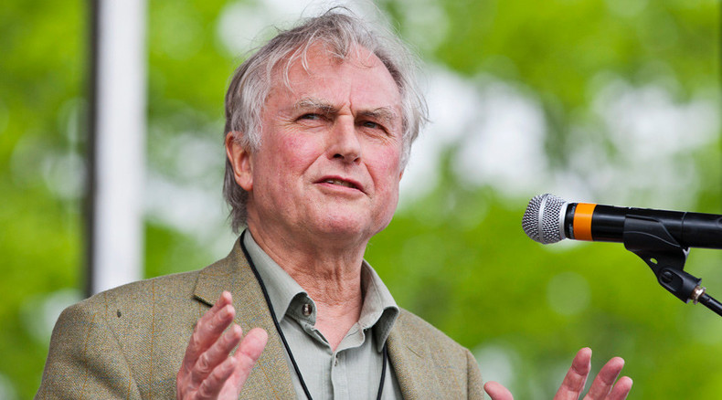 Clock delusion? Richard Dawkins calls Texas teen Ahmed a liar, provokes Twitter storm