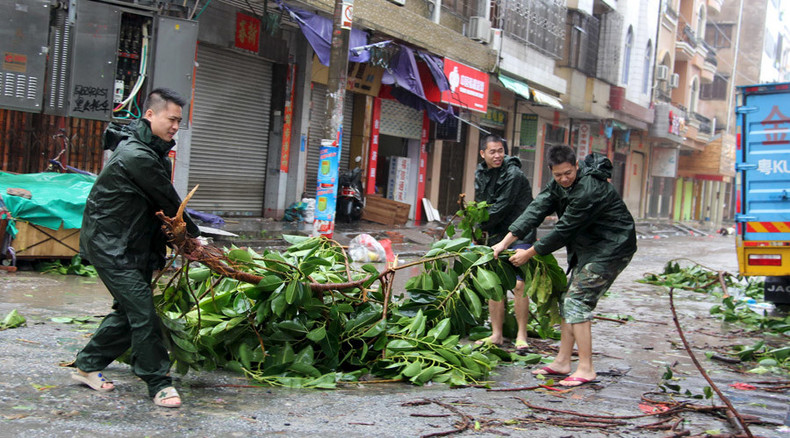 Strongest tropical storm in history Mujigae wreaks havoc in China, at least 7 killed (VIDEO)