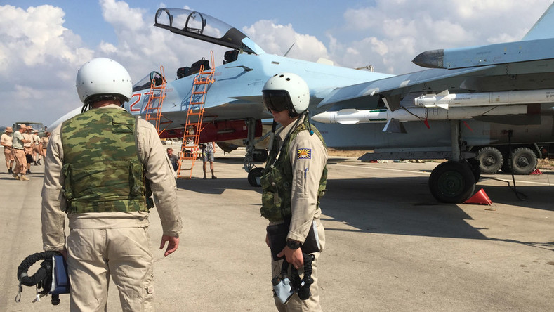 Russian Air Force destroys 20 ISIS tanks near Palmyra – Defense Ministry (VIDEOS)
