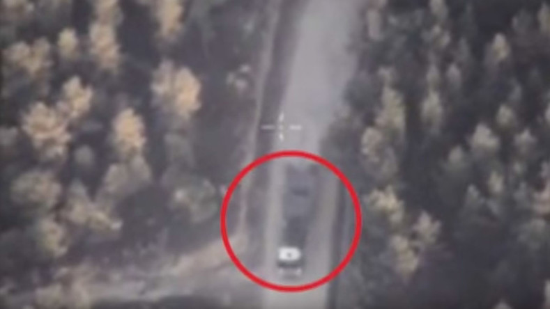 Russian drone films ISIS militants hiding weapons, munitions near Syrian mosques (VIDEO)