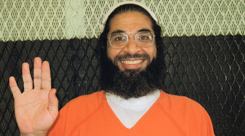 #FastforShaker: Actors and MPs hold 24hr hunger strike for Guantanamo detainee 