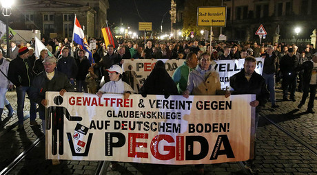 Post-anniversary PEGIDA rally draws over 10,000 ‘anti-Islamization’ protesters in Dresden