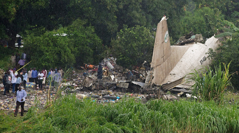 Cargo plane crash-lands in S. Sudan, 41 reported dead