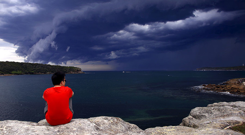 ‘Cloud tsunami’: Ominous storm shelf cloud looms over Sydney (PHOTOS, VIDEOS)