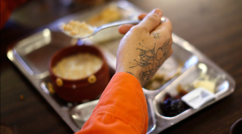 Muslim inmates sue Michigan for starving them during Ramadan… again