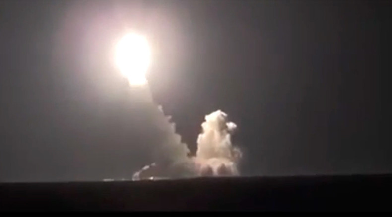 Submerged Russian nuclear sub test-fires 2 ballistic Bulava missiles (VIDEO)