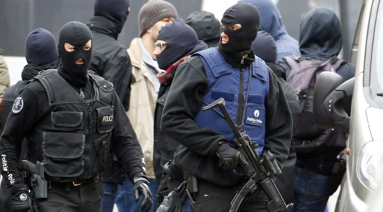 Belgian police fail to detain Paris attack ‘organizer’ in 4-hour raid of Brussels' 'jihadist hotbed'