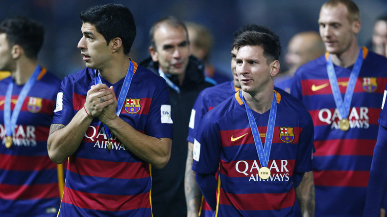 Messi and Suarez lead Barcelona to Club World Cup title