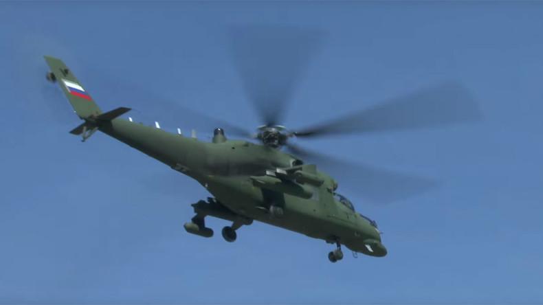 Putin’s helicopter? Secretive flying fortress spotted over Kremlin