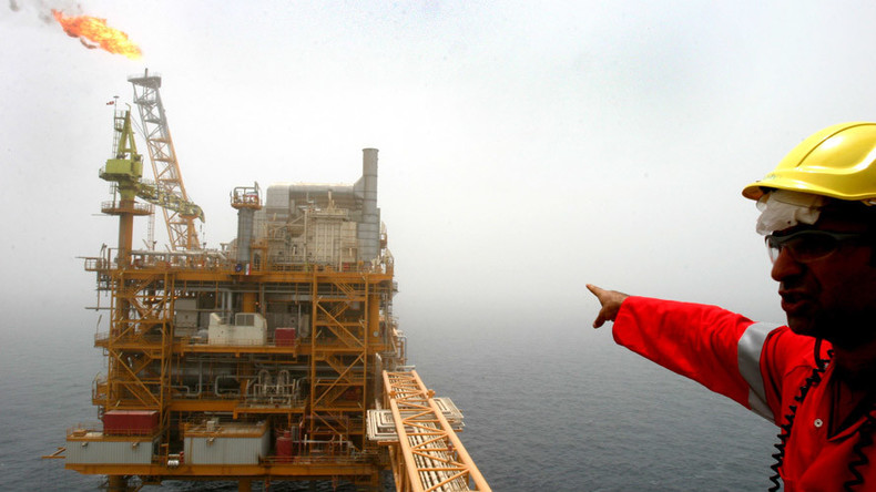Russia to build oil rigs for Iran in Persian Gulf