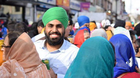 British Sikh punched by bouncer for wearing turban in Poland