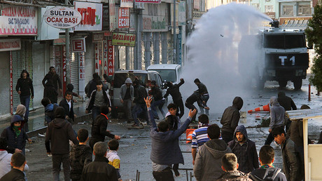 Turkish Kurds demand autonomy as Ankara continues crackdown in southeast
