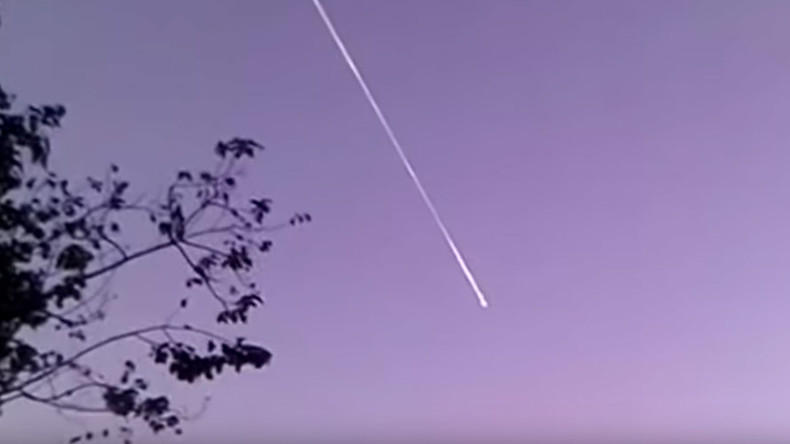 New year, new UFOs: Stargazers capture mysterious objects in January skies (VIDEOS)