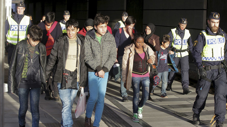 Domino effect: Sweden, Denmark introduce border checks to handle refugee flow  