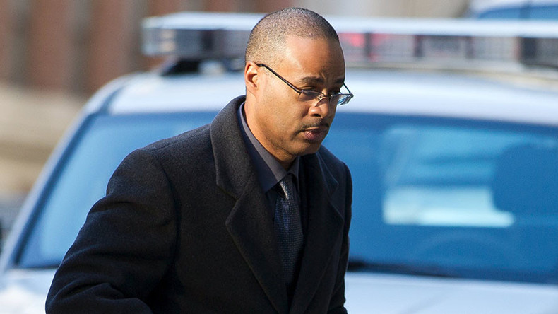 Second Freddie Gray trial on hold over officer testimony