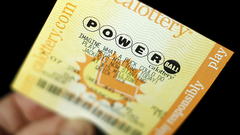 US Powerball lottery insanity: a billion dollars, country goes crazy, nobody wins