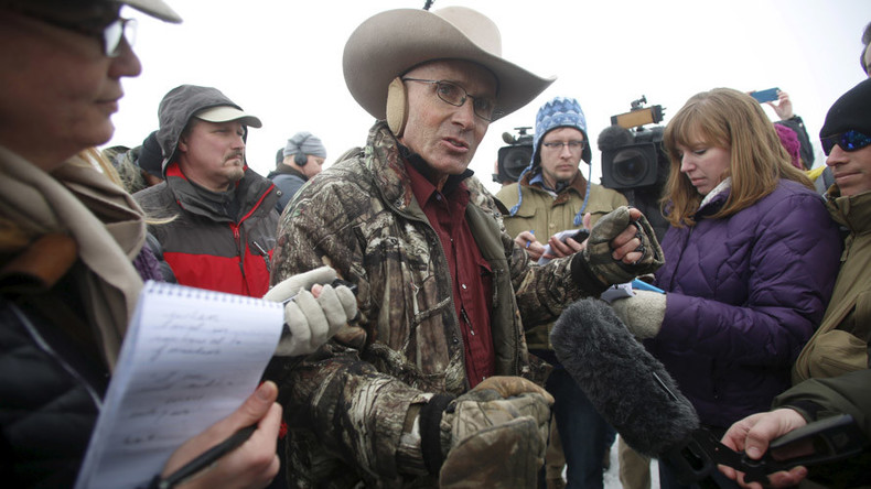 Oregon stalemate: Armed protesters to explain their exit plans