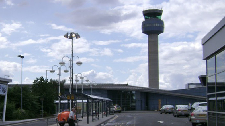 UK’s East Midlands Airport closed after emergency landing – reports