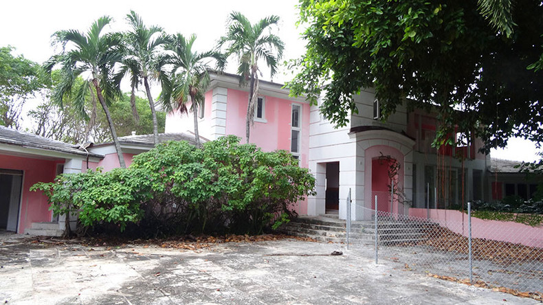 Stash in the attic? Miami millionaire demolishes $10mn mansion to find drug lord Escobar's treasure