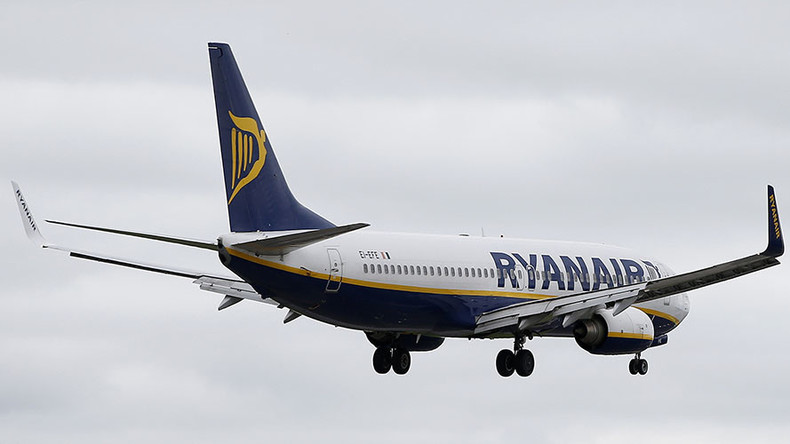 'We don't want to die': Ryanair crewmember's epic fail shocks passengers, goes viral