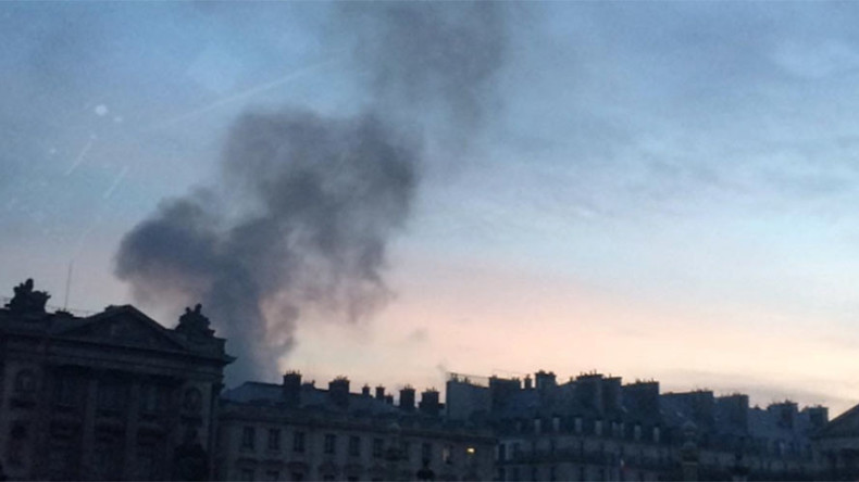 'Huge' fire at historic Ritz Hotel in Paris