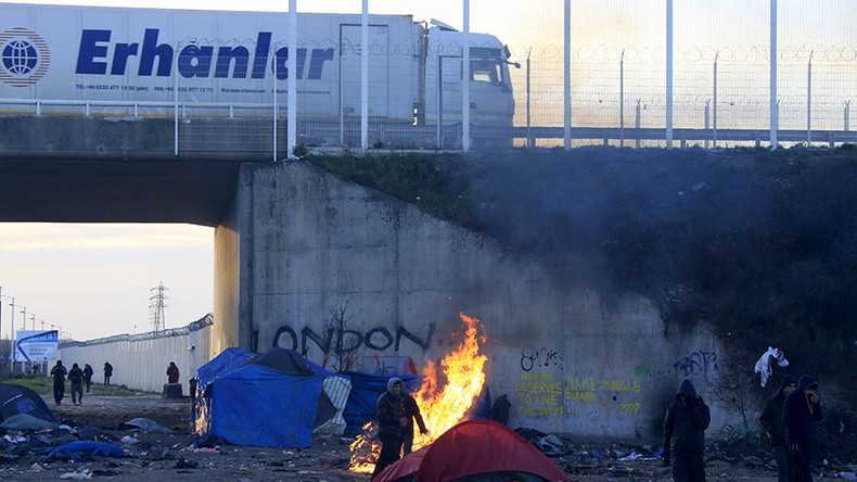 ‘We are calling on the French government to deploy the military in Calais’