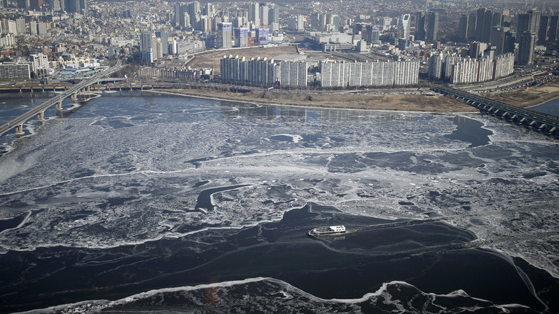 Death toll rises across East Asia after freak cold snap
