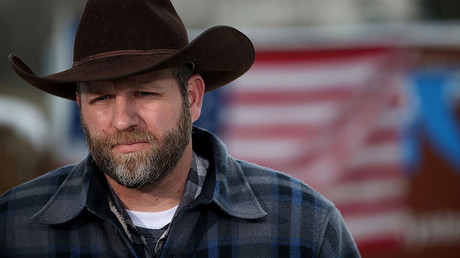 'Please go home': Ammon Bundy calls on armed protesters in Oregon to ‘stand down’