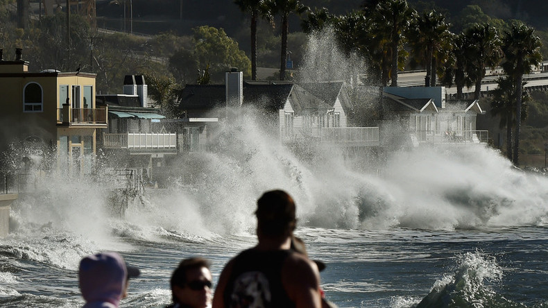 150,000 homes without power, gusts up to 115mph as El Nino storm hits US southwest