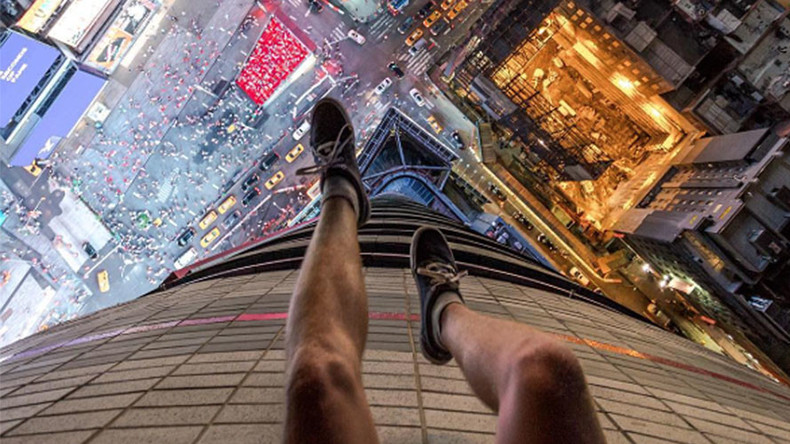 Top of the world: Teenager shares heart-stopping photos on skyscrapers, pyramids (VIDEO, PHOTOS)