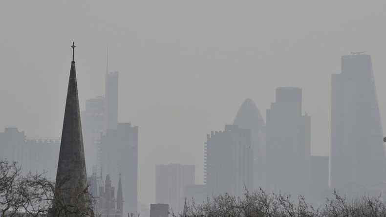 Air pollution threatens death even 'decades after exposure' – UK scientists
