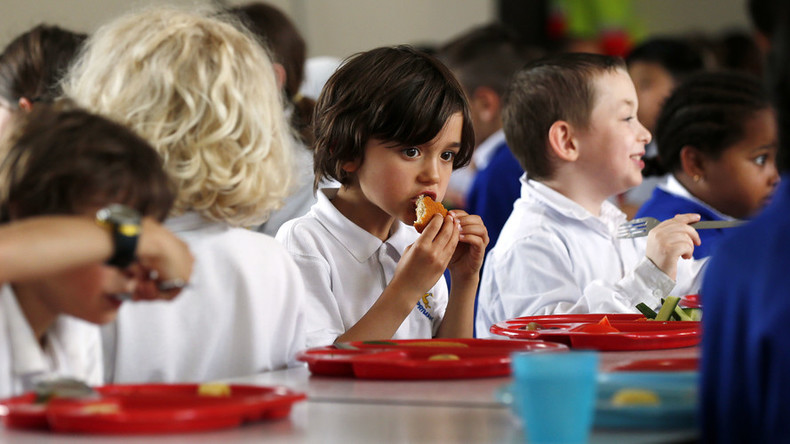 Tories scrap free meals for nearly 3,000 primary schools 