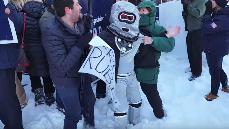 'Robot Rubio' brigade says they were roughed up by Rubio campaign staff