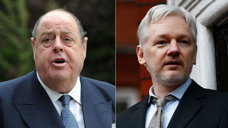 Winston Churchill’s grandson trolls Julian Assange on Twitter