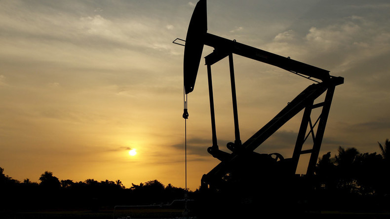 Venezuela on verge of default as oil prices fall