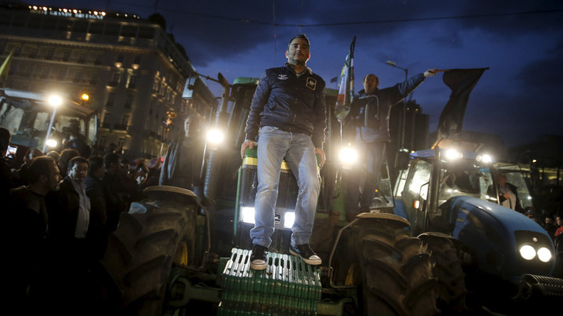 ‘Greeks will have to become migrants’: 10,000 farmers protest EU-imposed reforms in Athens