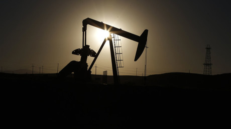 US oil drillers to report billions in 2015 losses