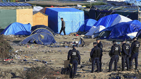 Shakespeare’s Hamlet staged in Calais ‘Jungle’