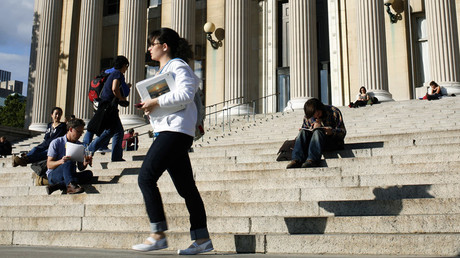 Young Americans know next to nothing about their student loans
