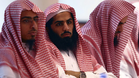 Saudi court sentences man to 10 years & 2,000 lashes for atheist tweets