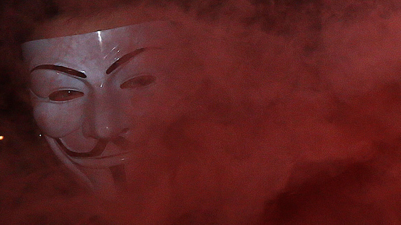 Anonymous claim Twitter is shutting down their accounts for harassing ISIS 