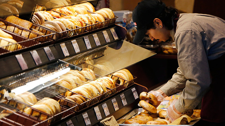 White bread & bagels increase risk of lung cancer by 49 percent, study finds